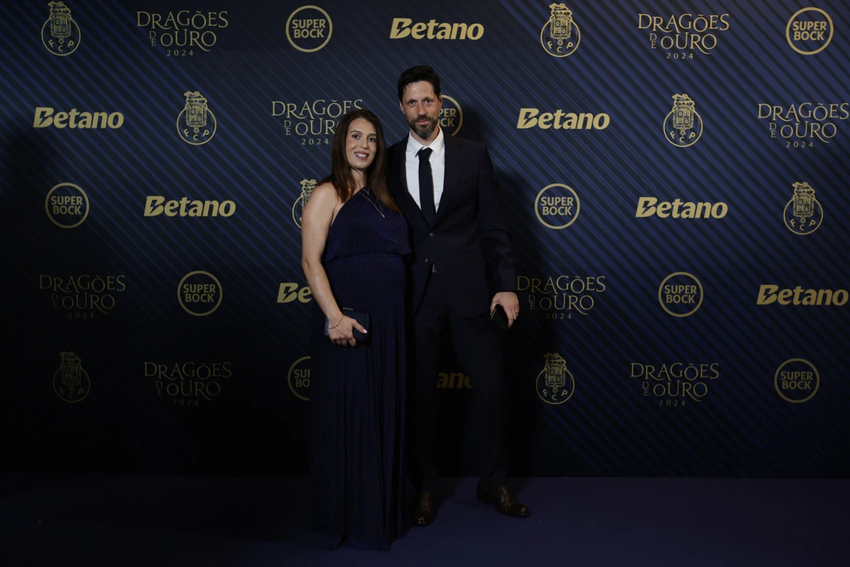 Imagem de contexto do artigo A passadeira azul dos Dragões de Ouro