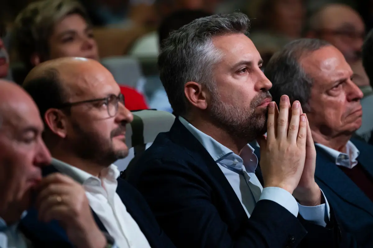 Imagem de contexto do artigo Sondagem: PS em mínimos e Chega cai há quatro dias. AD estagna em 33,7% e é o BE que mais recupera