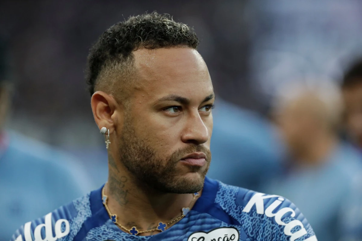 Neymar lesionou-se na coxa