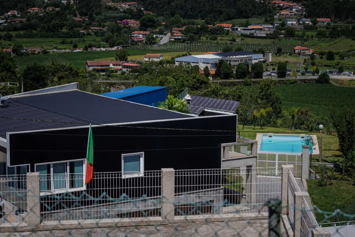 A piscina da casa dos tios, em Arnoso de Santa Maria, onde Beatriz morreu afogada