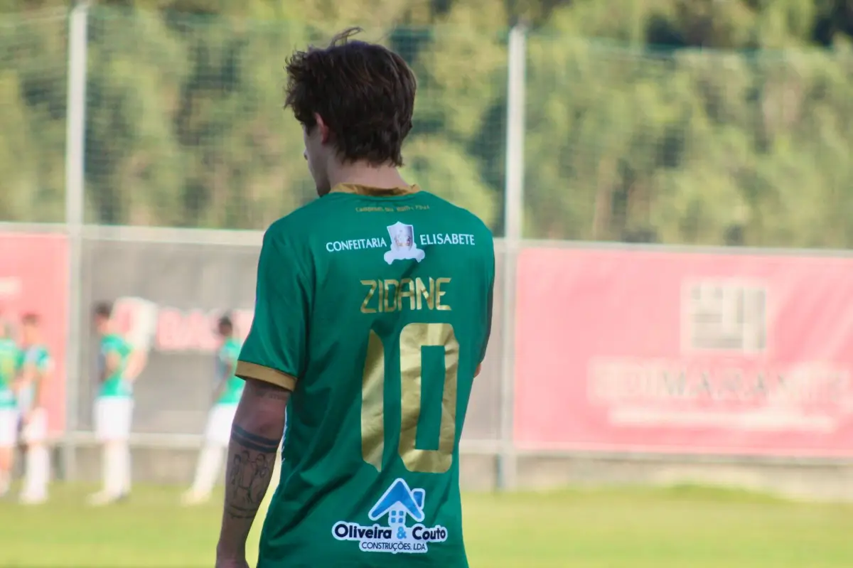 Zidane leva quatro golos e 10 assistências em 11 jogos disputados