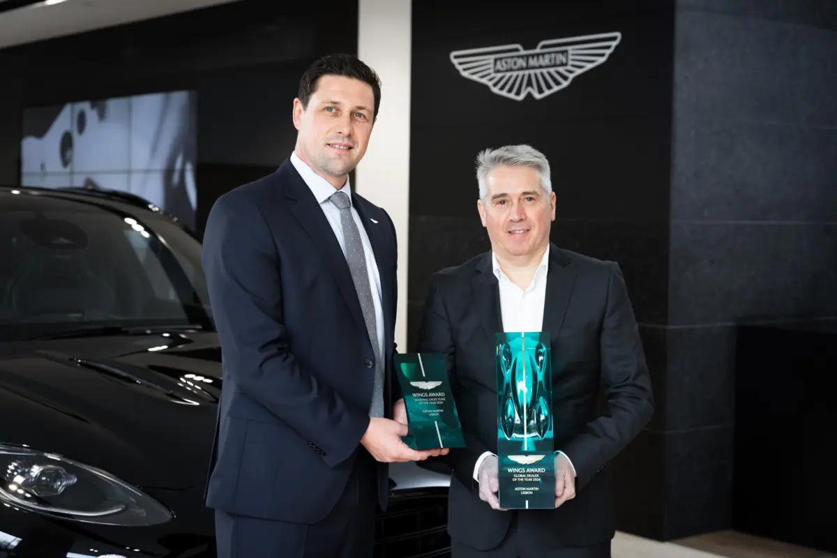 Miguel Costa (à direita) recebeu o galardão de Concessionário Global do Ano