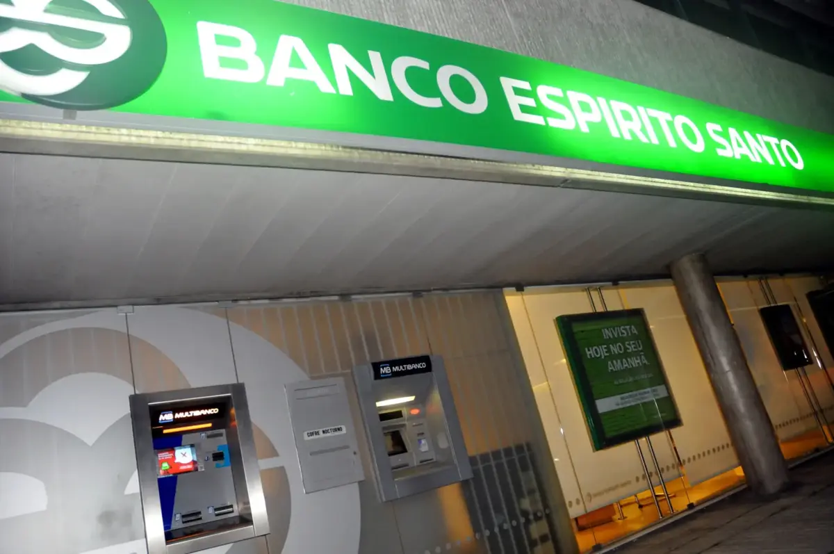 O processo principal da falência do BES/GES, ocorrida em 2014, conta atualmente com 18 arguidos, incluindo o ex-presidente do banco, Ricardo Salgado