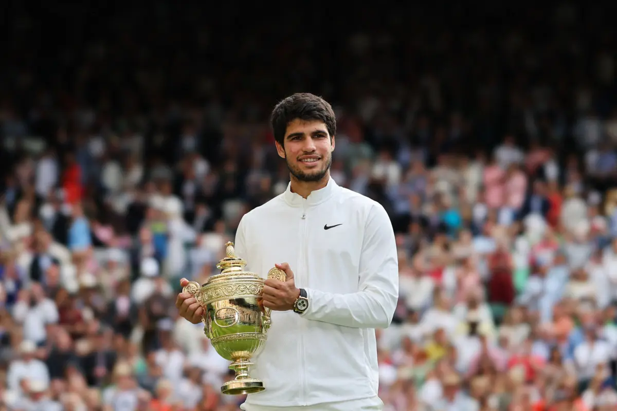 Carlos Alcaraz venceu pela primeira vez o torneio de Wimbledon