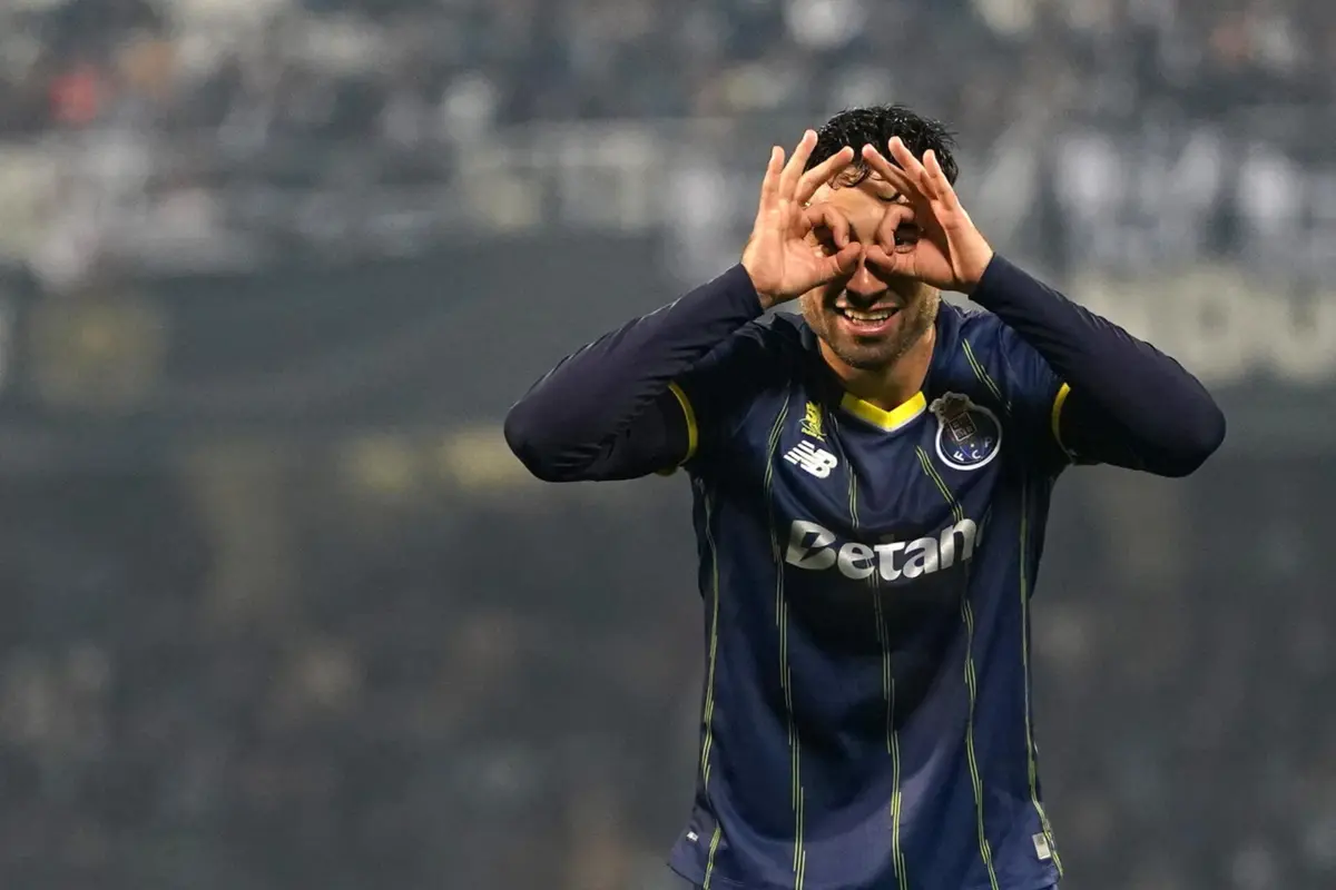 Alan Varela fez um festejo com dedicatória especial