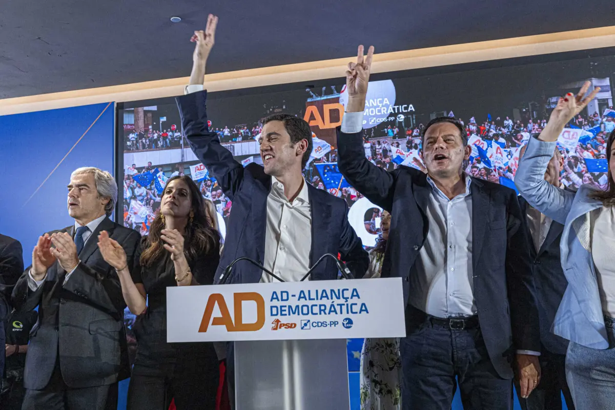 Luís Montenegro assumiu derrota ao lado de Sebastião Bugalho