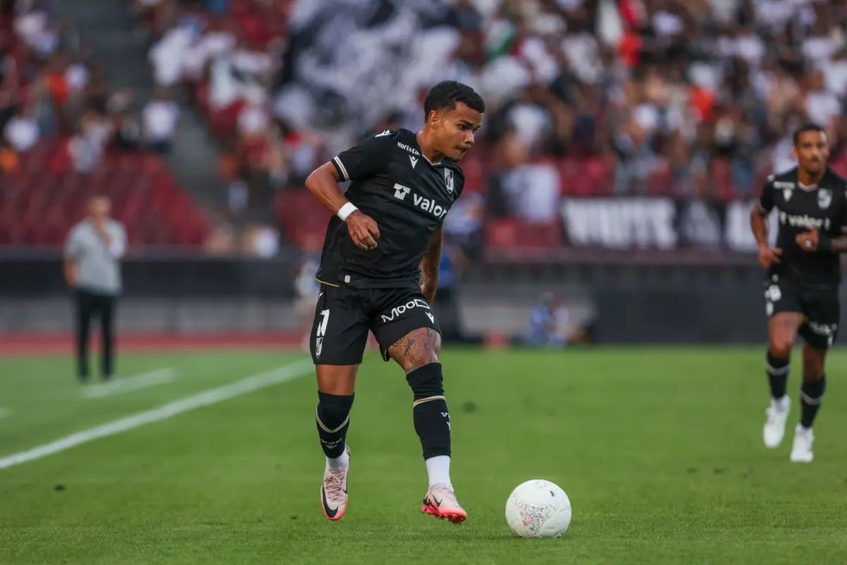 Kaio César foi titular na vitória sobre o Zurique