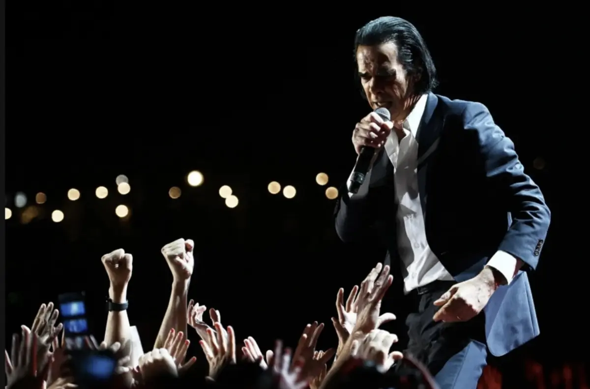 Nick Cave revisita os seus fantasmas - e convida-nos a entrar