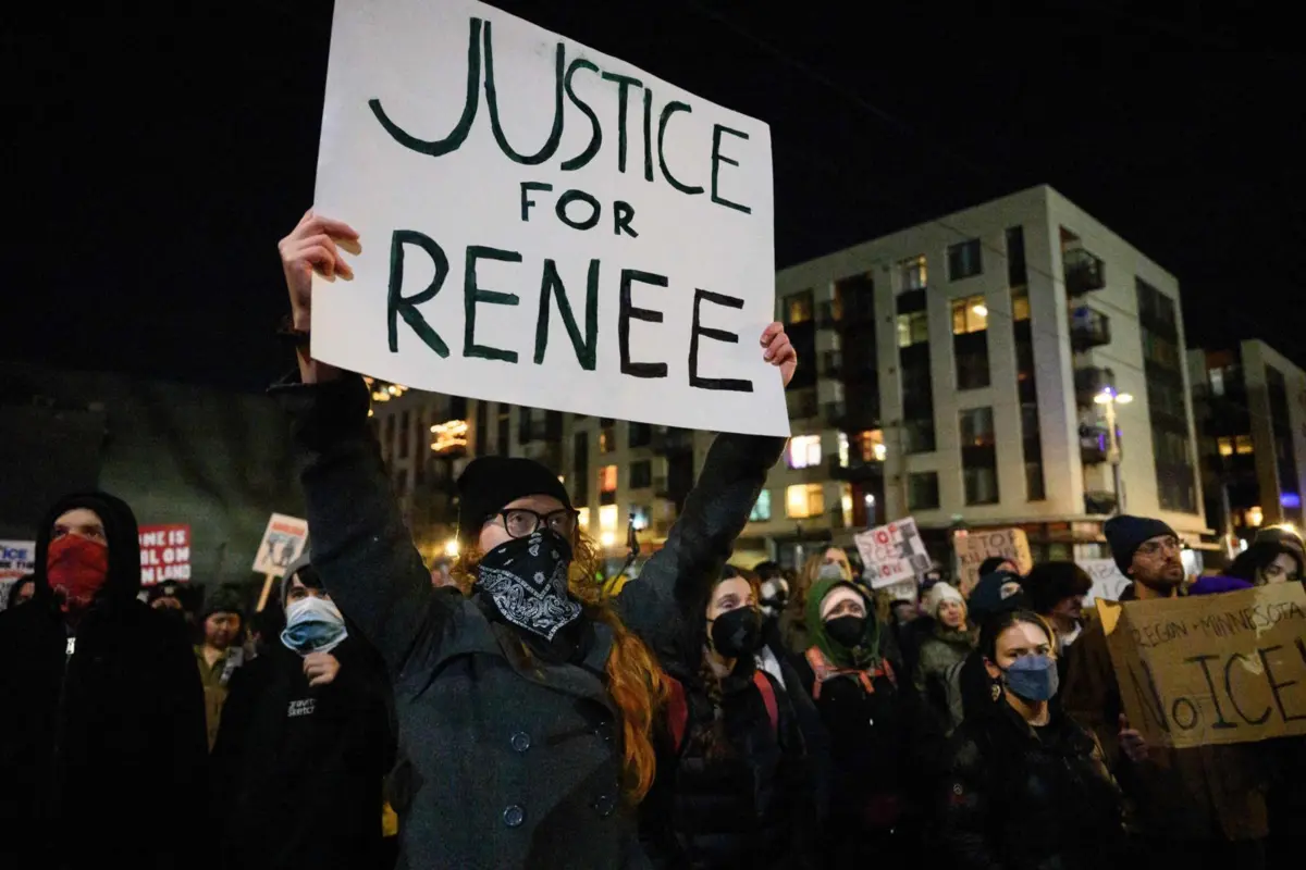 Renee Nicole Renee Good foi morta a tiro por um agente durante uma operação de imigração promovida por Trump