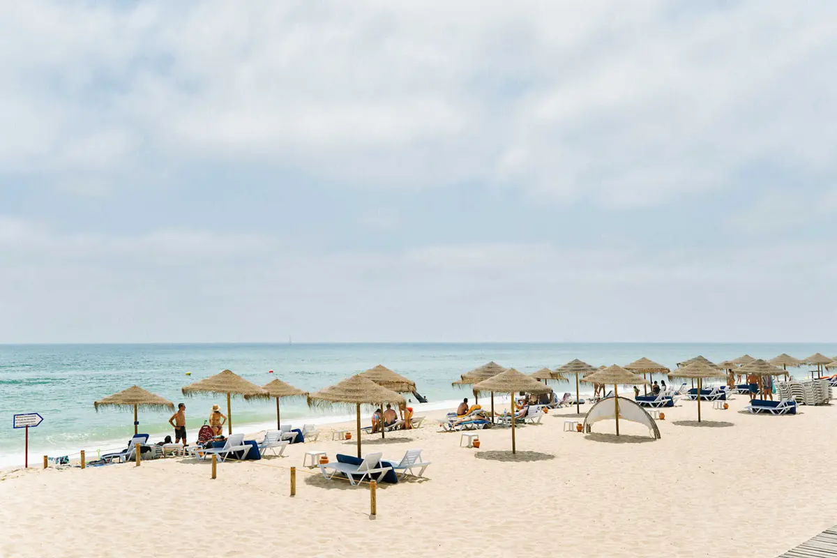 Em 2015 avançam as primeiras demolições na Praia de Faro, seguindo-se depois, a partir de 2017, os núcleos do Farol e dos Hangares, na ilha da Culatra