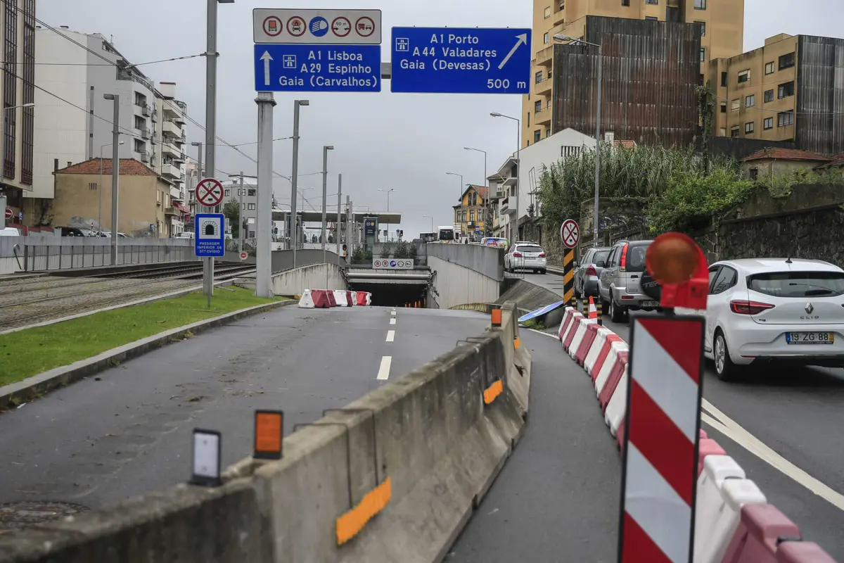 Túnel esteve encerrado desde o final de 2021
