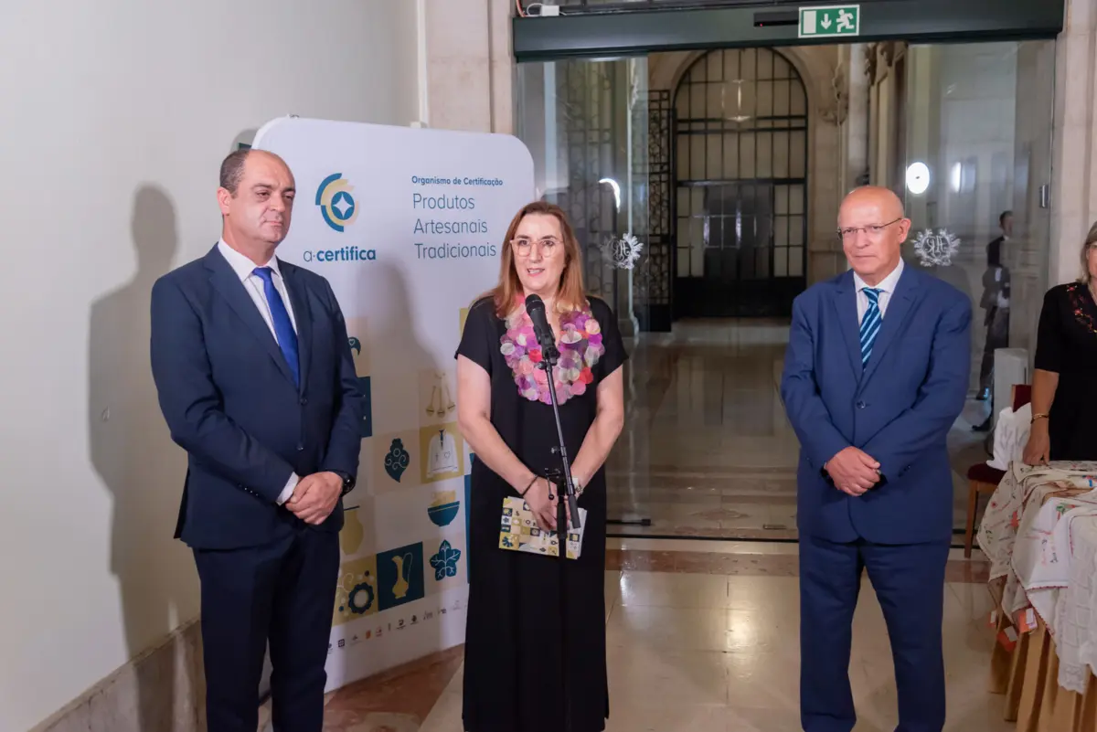 A cerimónia de inauguração da exposição no Parlamento decorreu esta quarta-feira