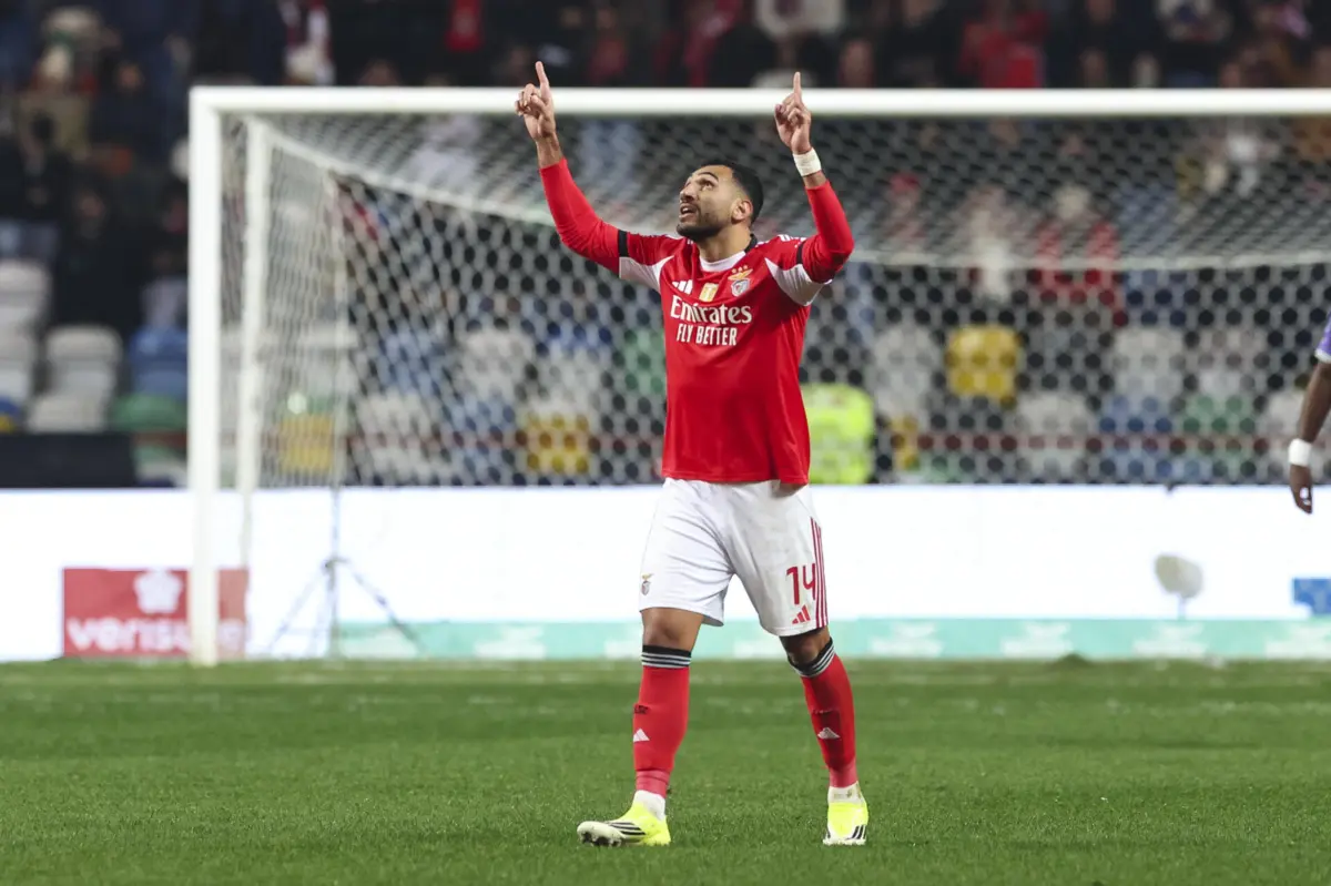 Pavlidis brilhou pelo Benfica no mês de dezembro