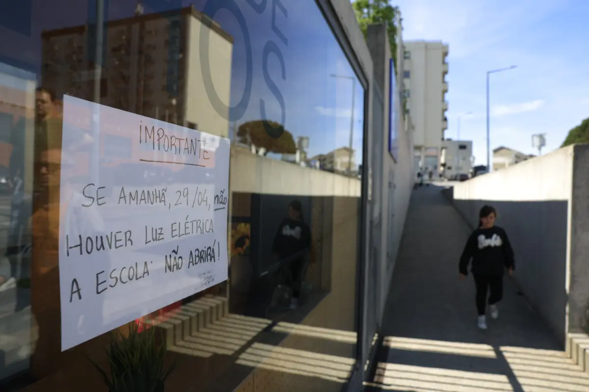 Imagem de contexto do artigo Tudo o que se sabe sobre o apagão que afetou Portugal e Espanha