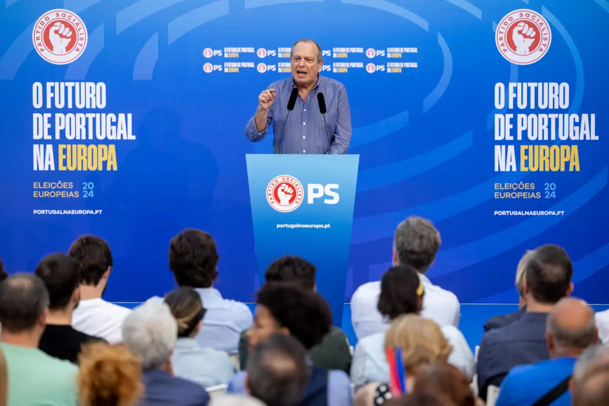 O presidente do PS, Carlos César