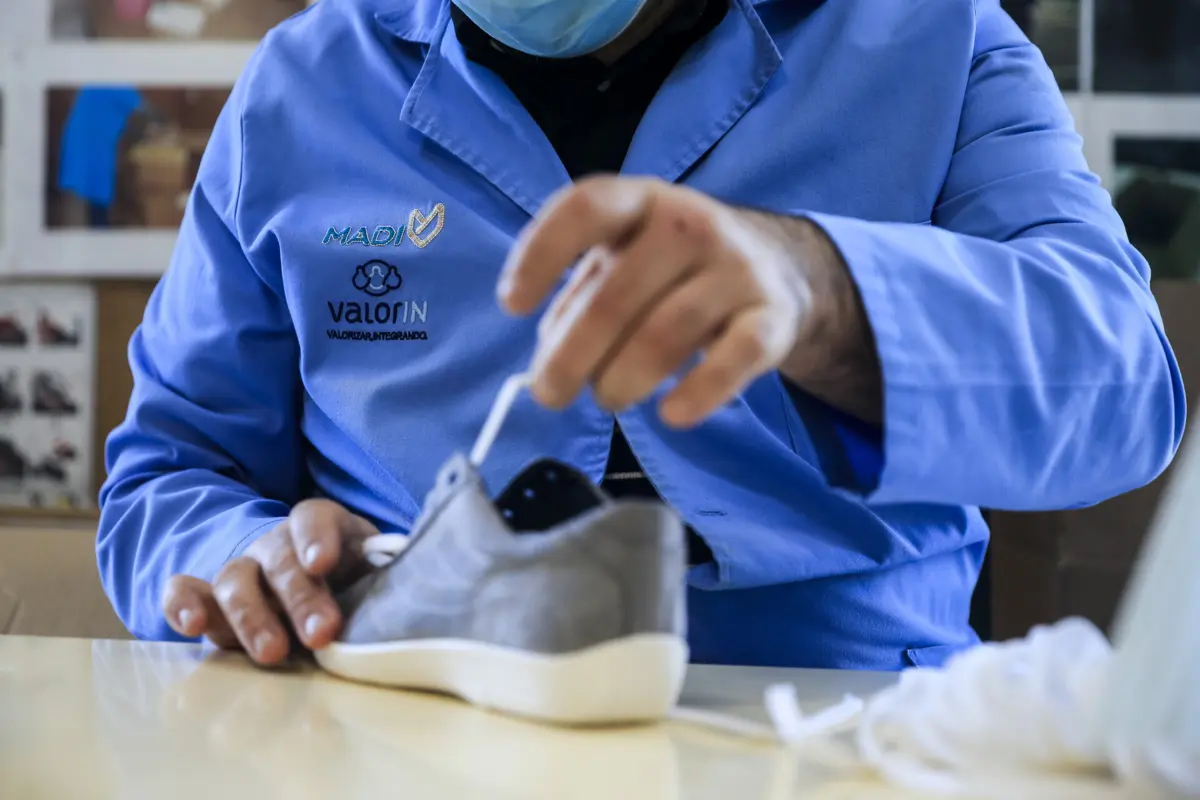 As indústrias transformadoras são as que empregam mais pessoas com deficiência no setor privado