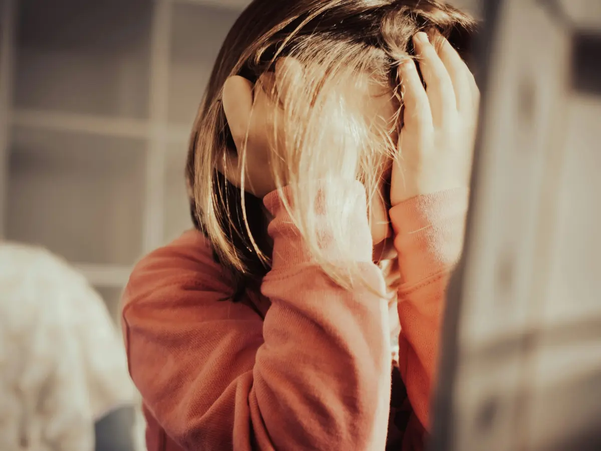 As imagens produzidas com IA podem ser "suficientemente convincentes para causar danos, às vezes tão graves quanto imagens reais"