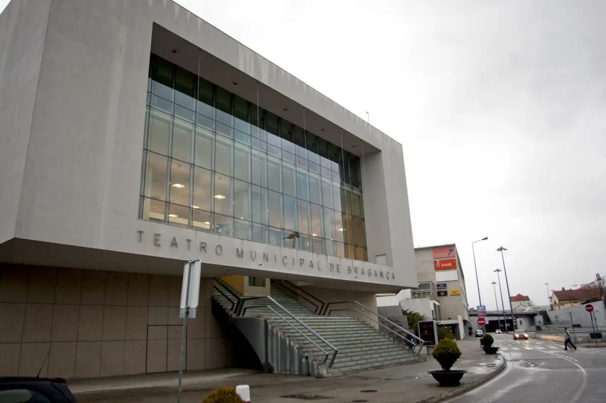 Em 2023, o Teatro Municipal recebeu 89 espetáculos, com 109 sessões