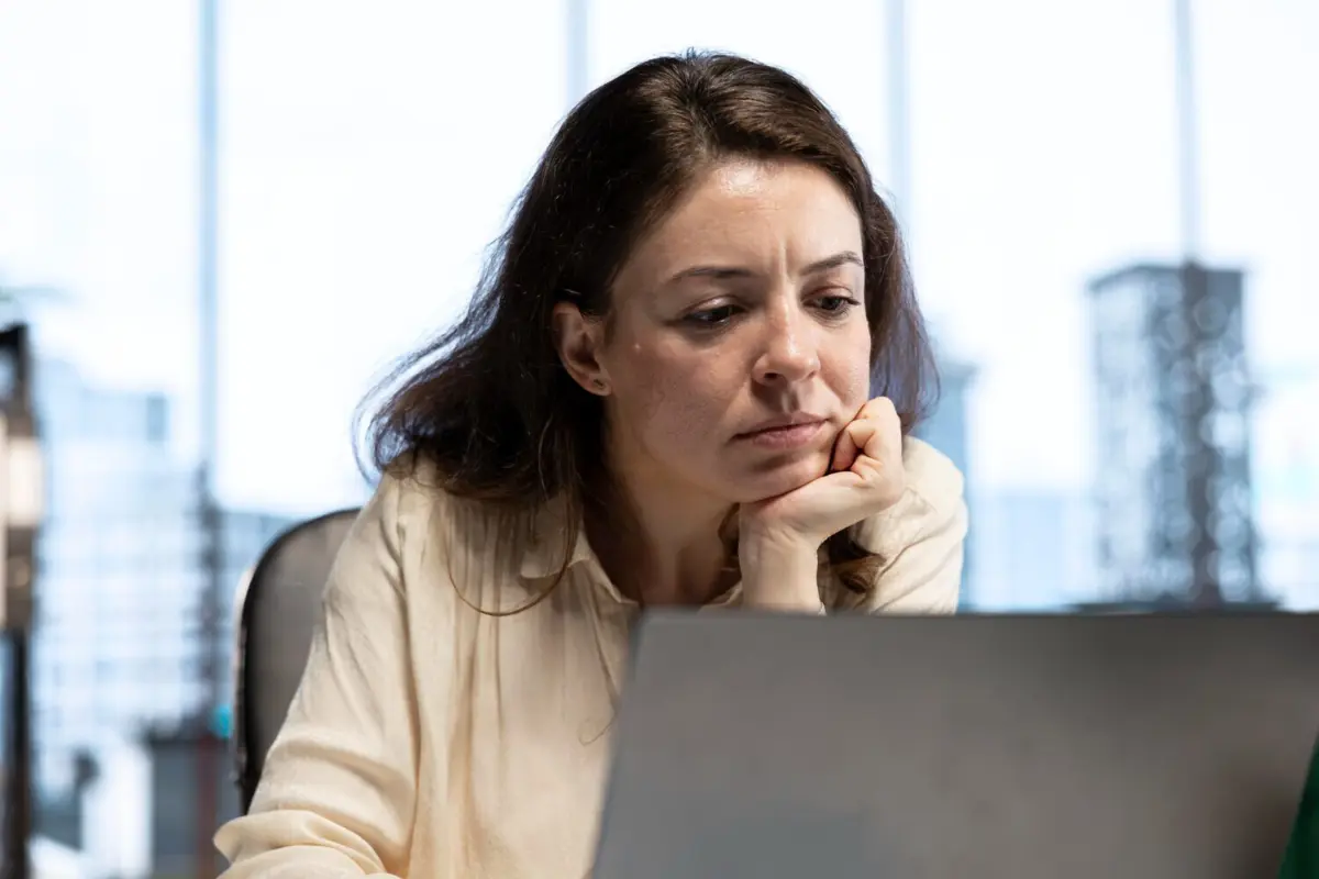 Trabalho não pago, sobretudo nas mãos de mulheres, vai voltar a ser estudado em 2026