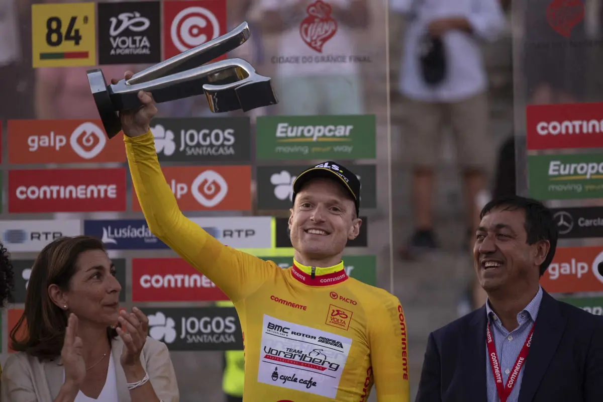 Colin Stussi vencedor da Volta