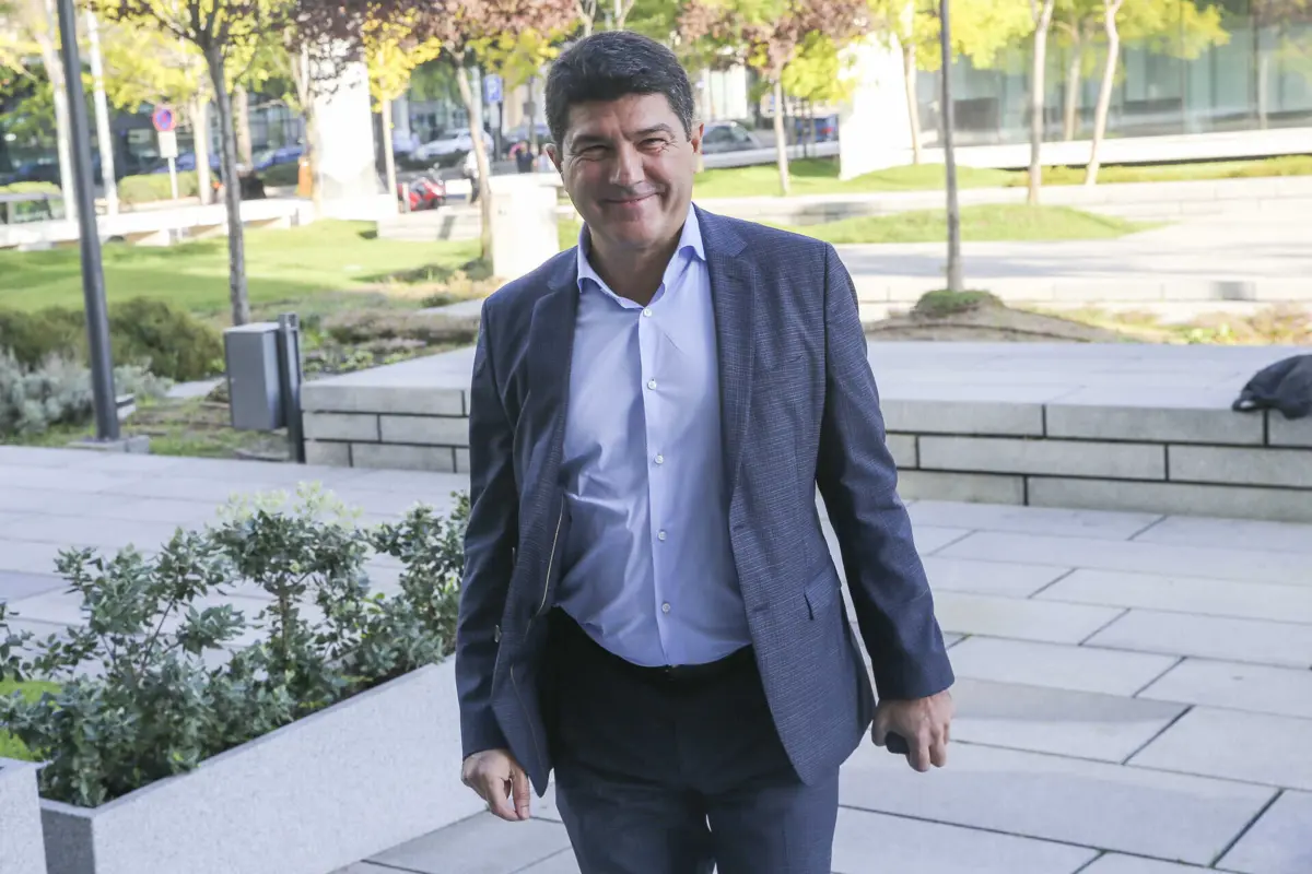 Luís Bernardo foi assessor do então primeiro-ministro José Sócrates e do Benfica