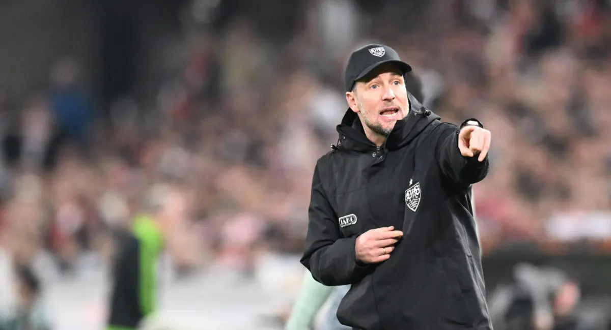 Sebastian Hoeness, treinador do Estugarda