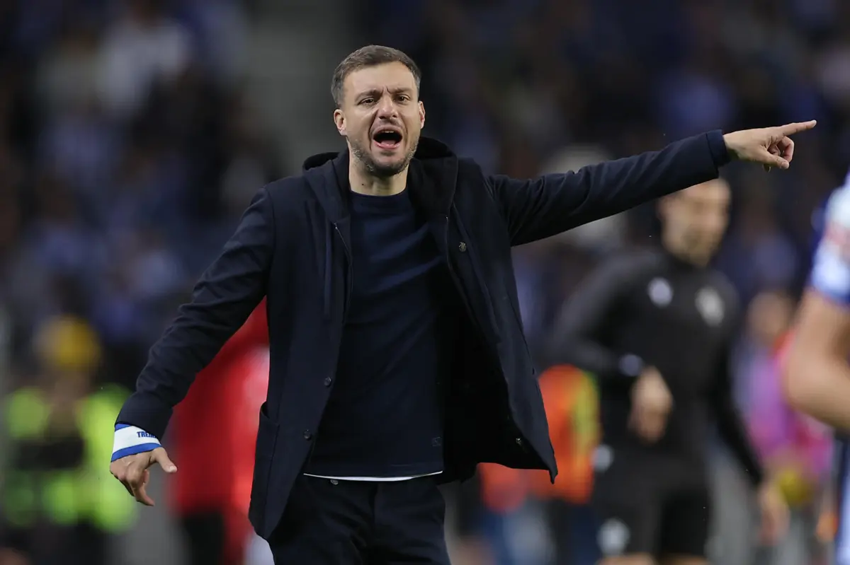 Técnico argentino esteve meia temporada no F. C. Porto