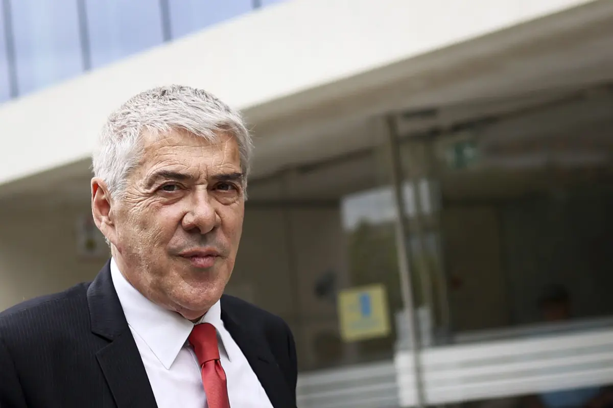 José Sócrates é o principal arguido da Operação Marquês. O processo fica, para já, nas mãos de outro juiz