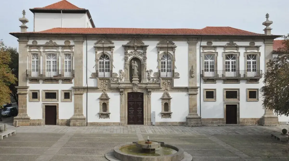 Presidente da Câmara de Guimarães adiou votação