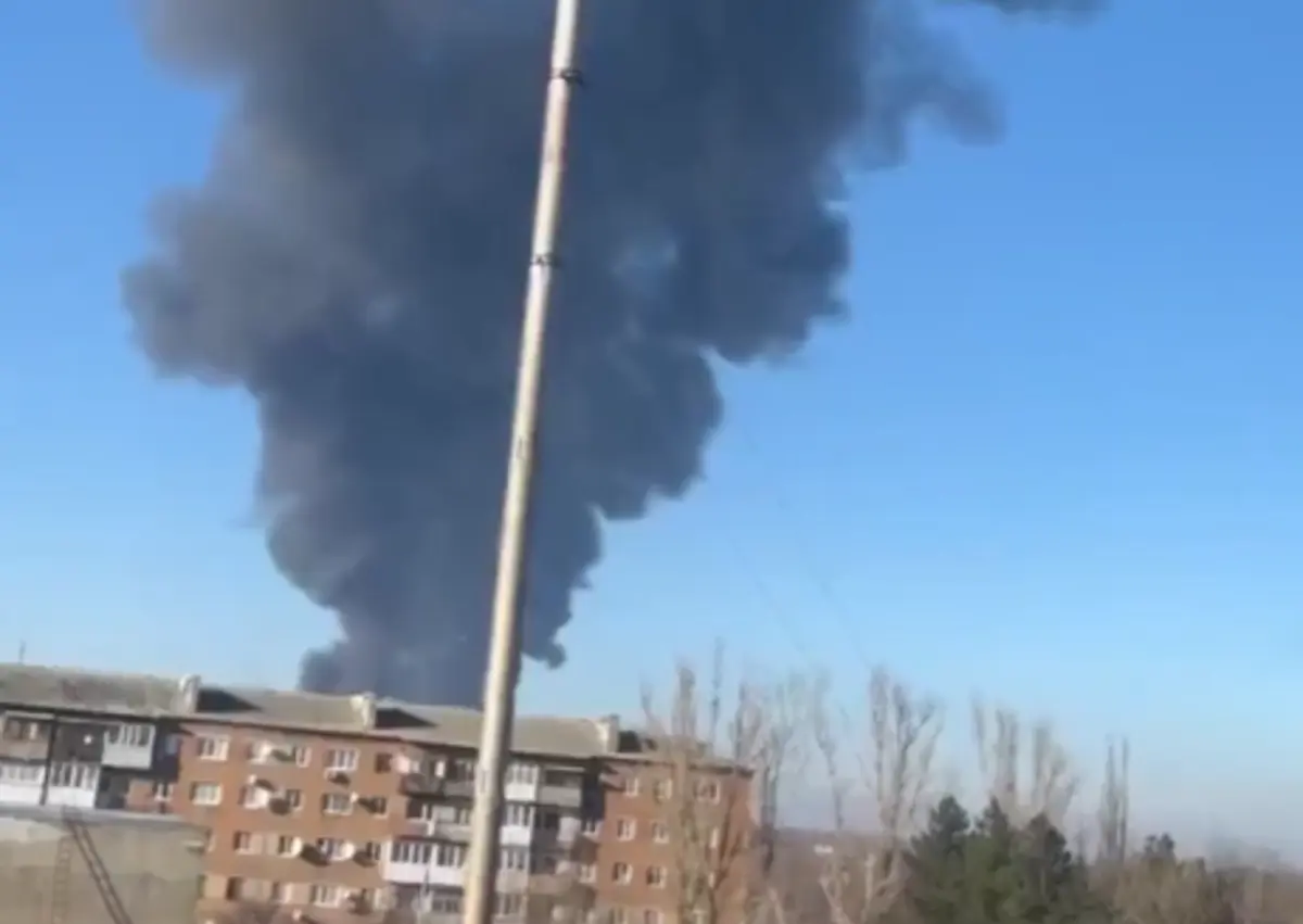 Imagem de contexto do artigo Ucrânia ataca refinaria russa ligada ao abastecimento militar