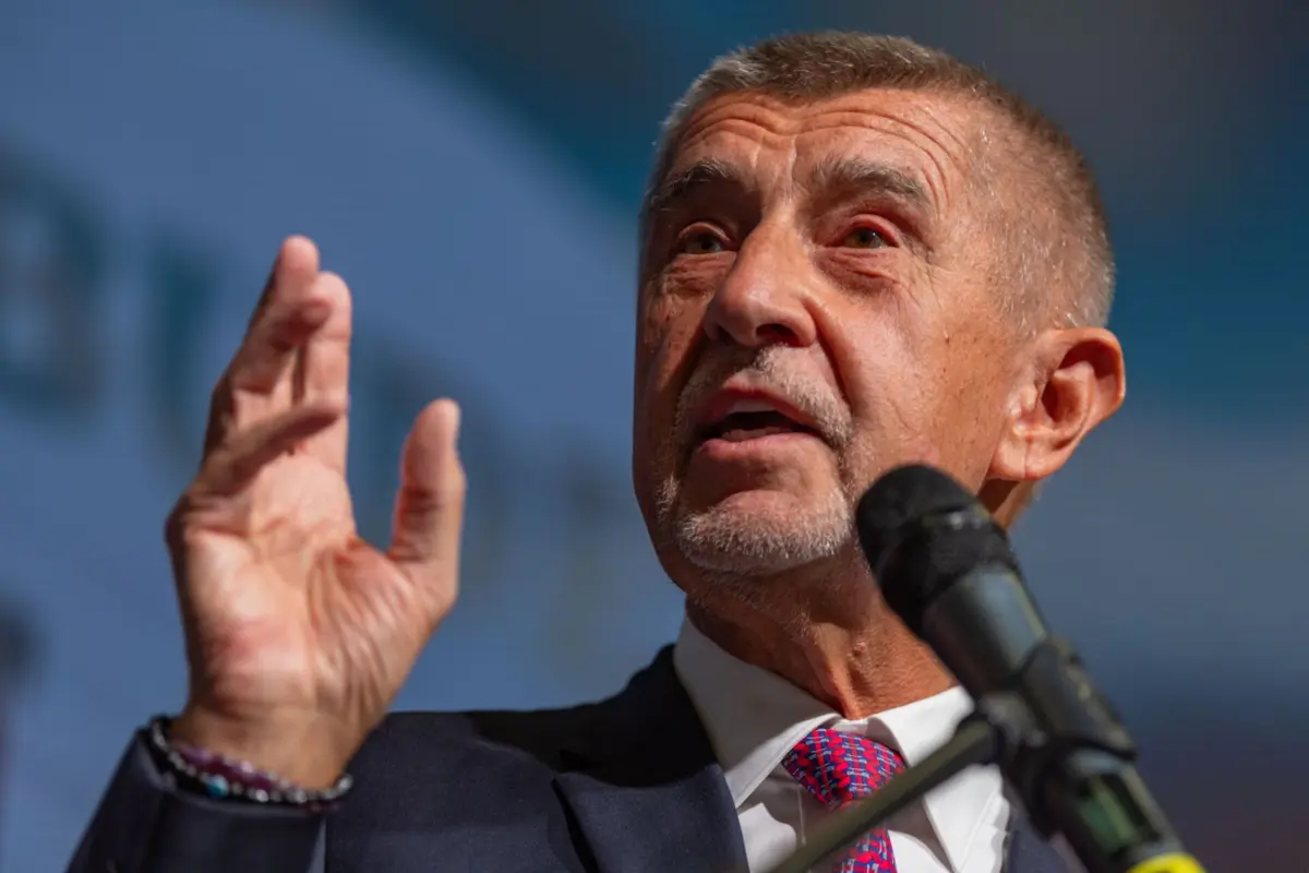 No caso de assumir o Governo, tudo indica que a Chéquia irá alterar a orientação pró-ocidental da sua política externa e de defesa