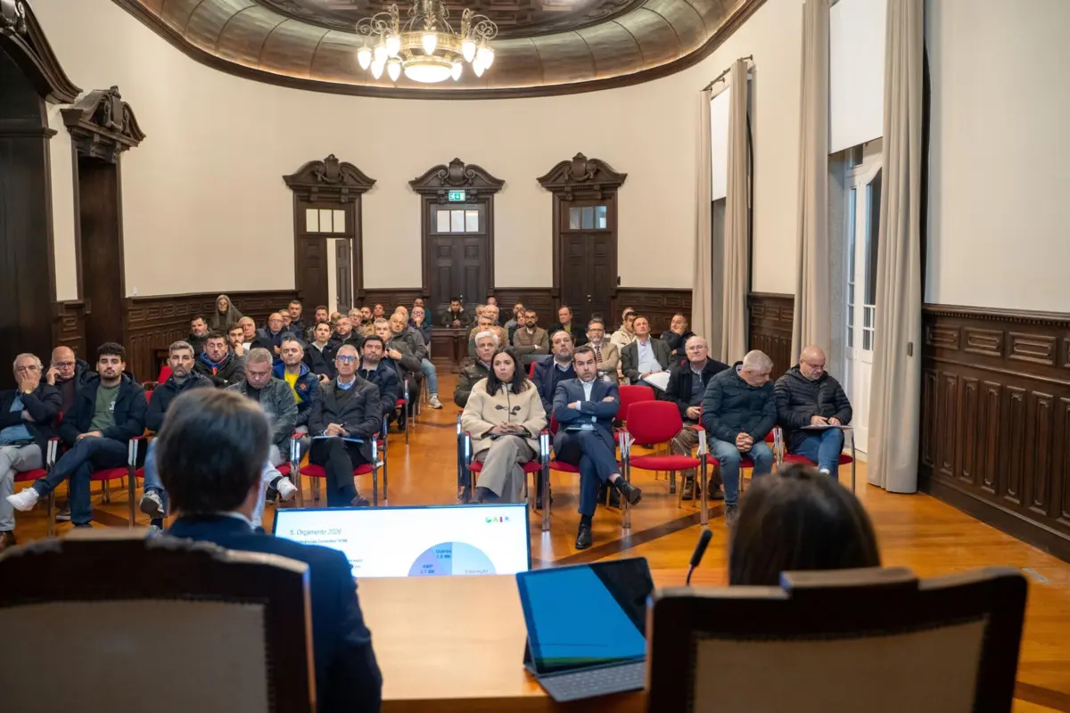 Primeira reunião decorreu no salão nobre dos Paços do Concelho