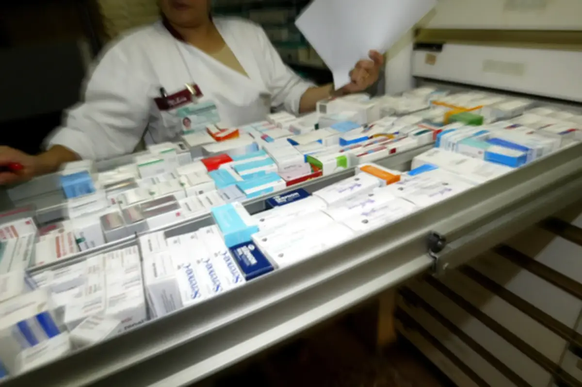 Infarmed está a alterar folhetos e dispositivo de dosagem e será divulgada uma comunicação com informação adicional a todas as farmácias