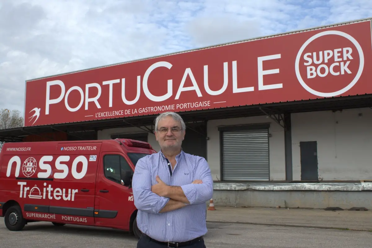 Paulo Valentim, empresário de 58 anos, natural de Angola, mas criado no Porto, é o rosto da PortuGaule