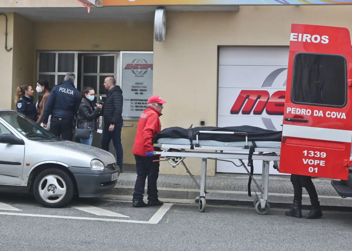 Carla Dias foi morta quando fazia limpeza num escritório de seguros