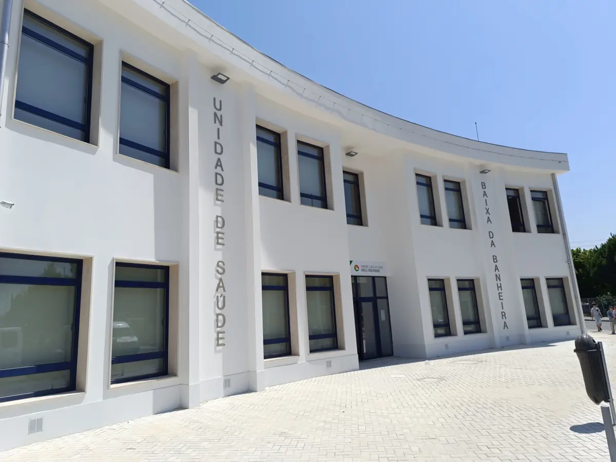 O novo edifício do centro de saúde da Baixa da Banheira custou 2,5 milhões de euros