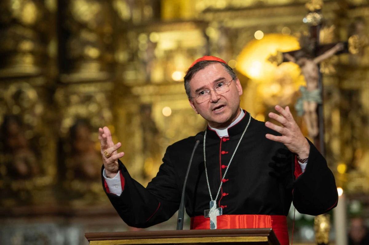 Imagem de contexto do artigo Contas falsas de D. Américo Aguiar usadas em burlas