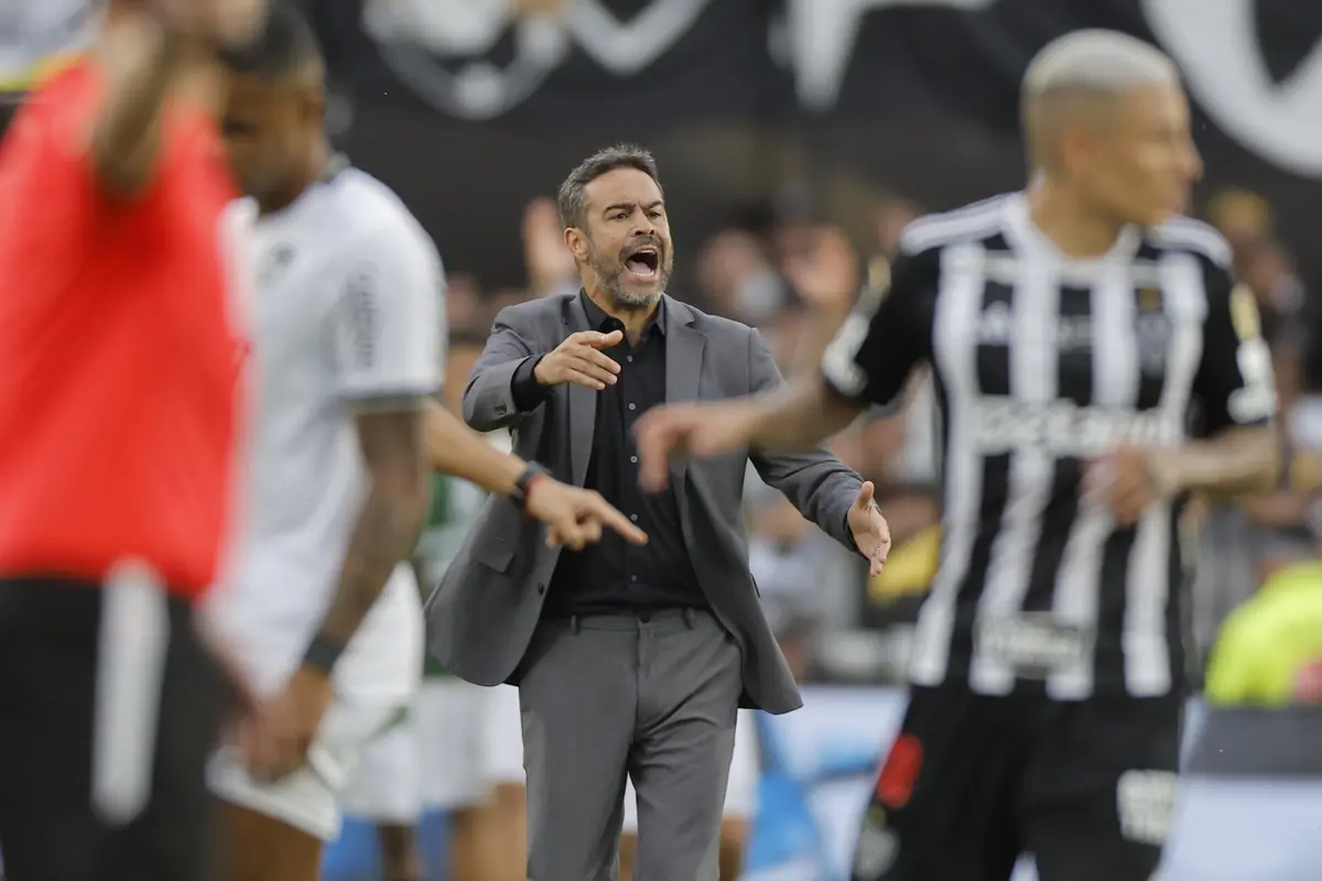 Artur Jorge, treinador do Botafogo