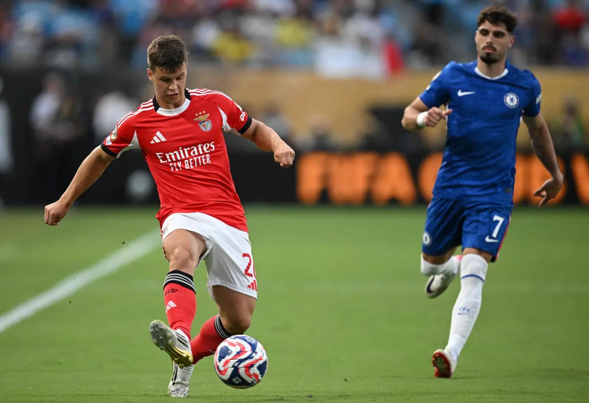 Samuel Dahl em ação pelo Benfica no Mundial de Clubes
