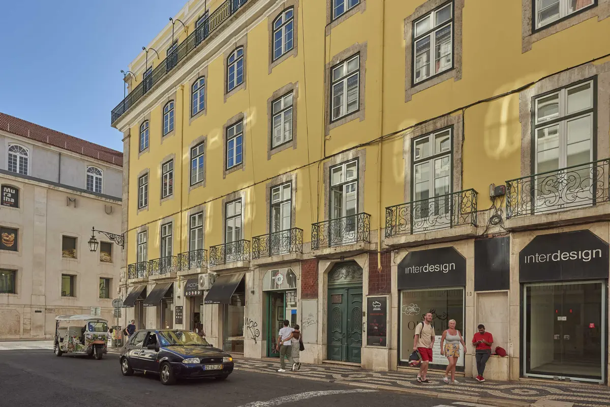 Senhorio já manifestou intenção de denunciar contrato da rua Nova do Almada