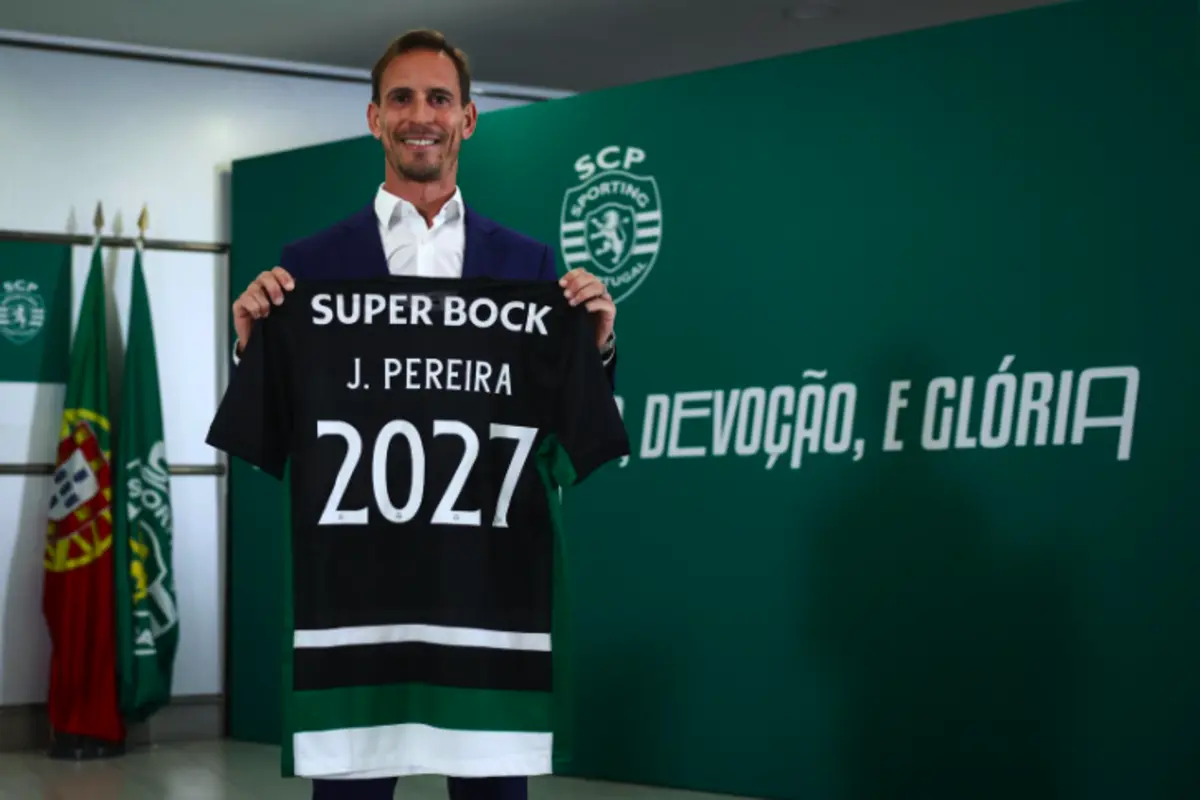 João Pereira vai ter a primeira experiência como treinador na Liga