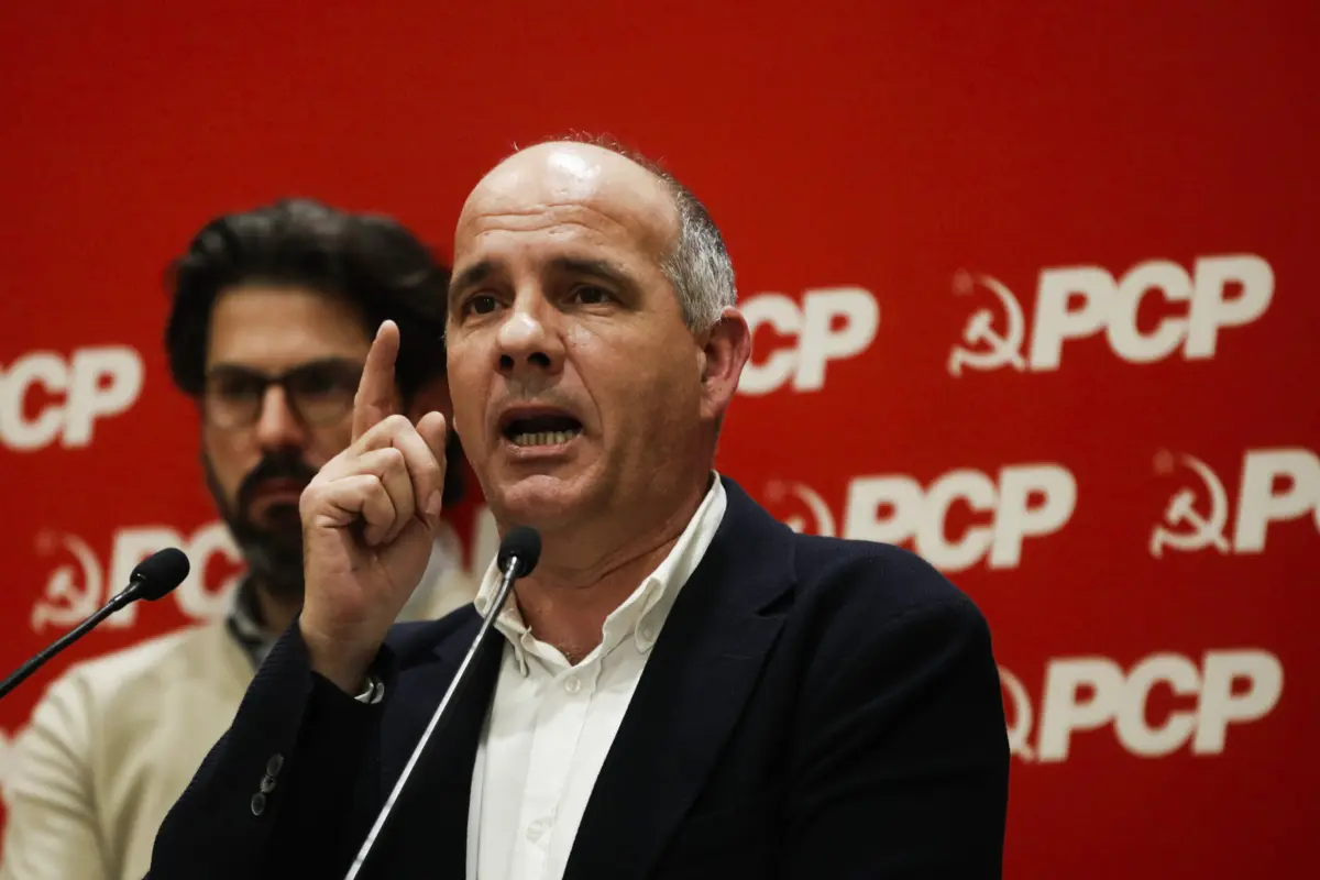 Imagem de contexto do artigo Paulo Raimundo diz que Chega pode “fazer os pinotes que quiser” mas aprovou lei dos solos