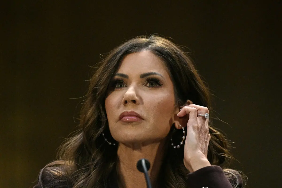 A secretária de Segurança Interna dos Estados Unidos, Kristi Noem