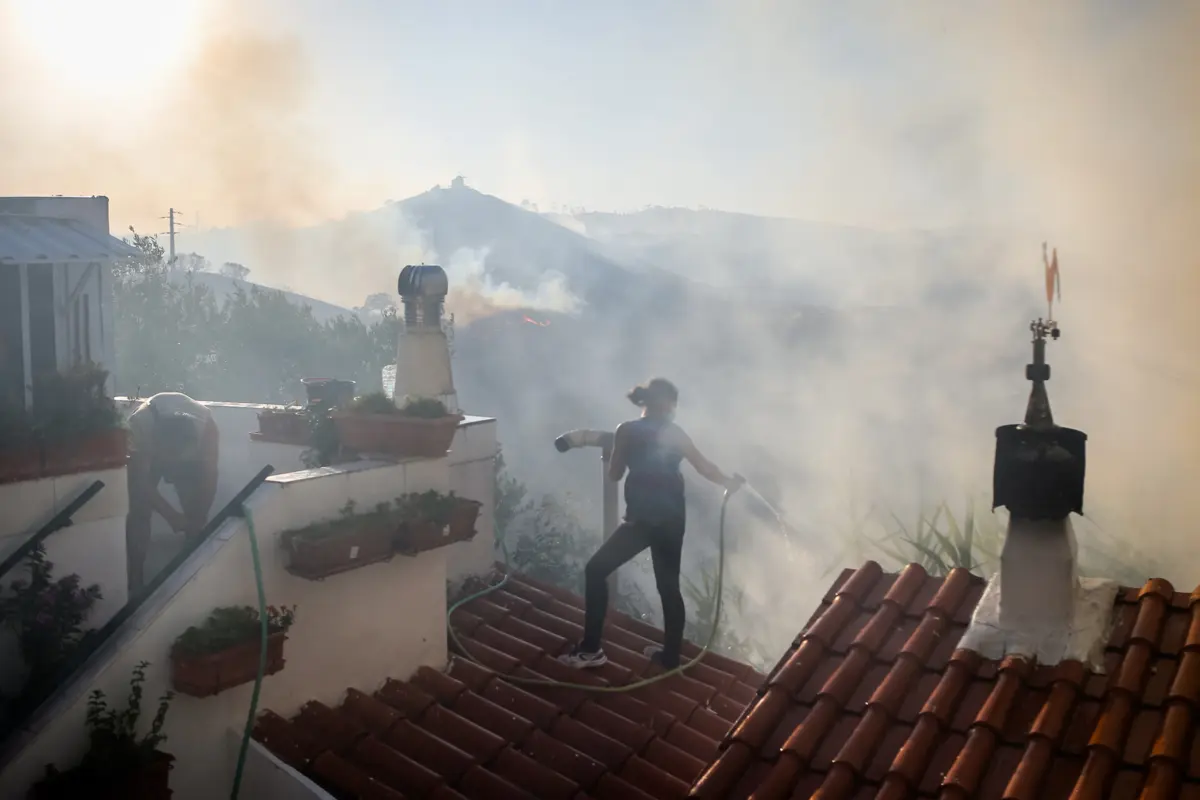 Desde os incêndios de 2018 que passou a existir um reforço e um pré-posicionamento de meios em Monchique, no Algarve