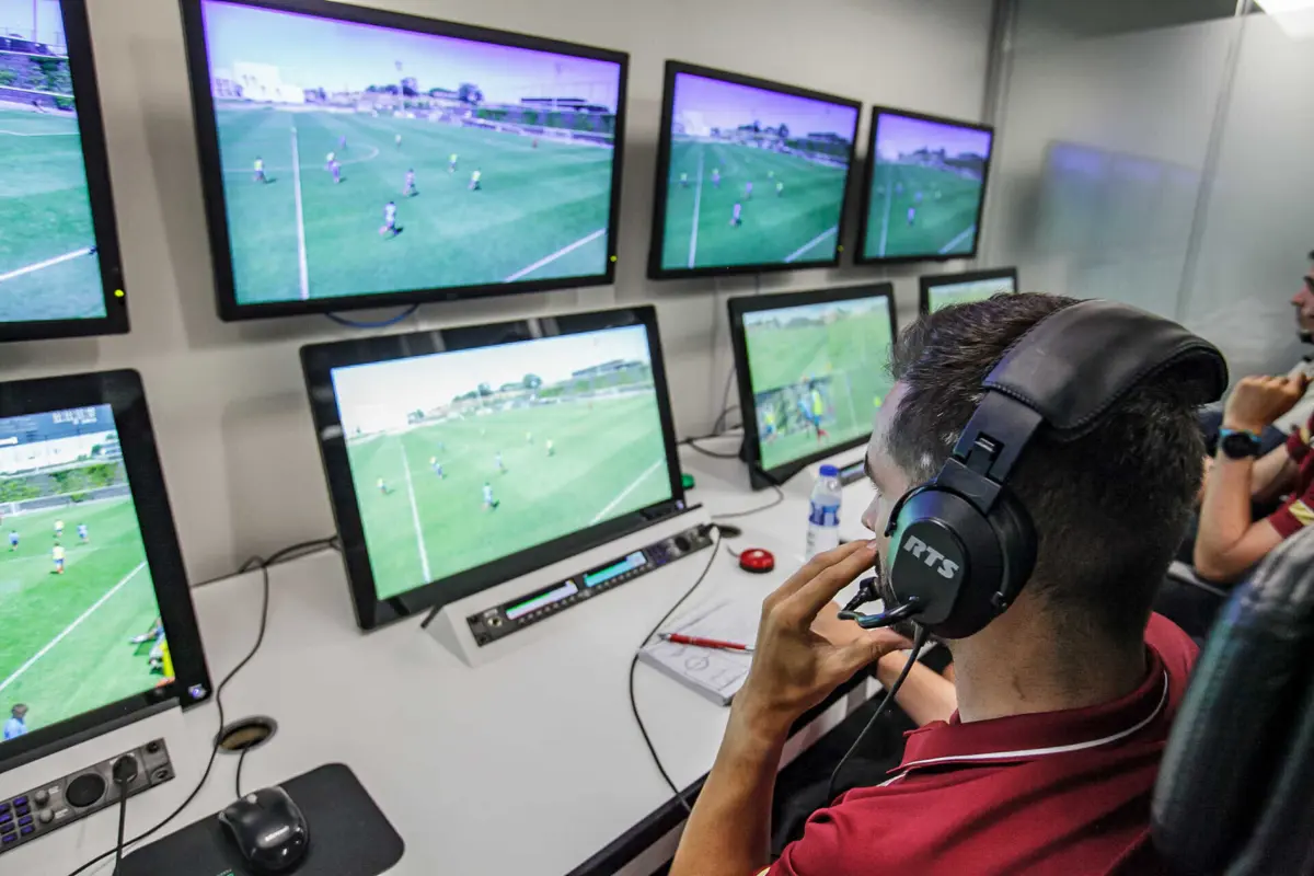 Videoárbitro é apenas a tecnologia mais conhecida nos jogos de futebol