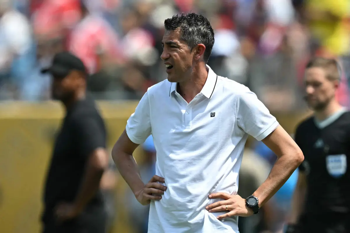 Lage pede mais confiança