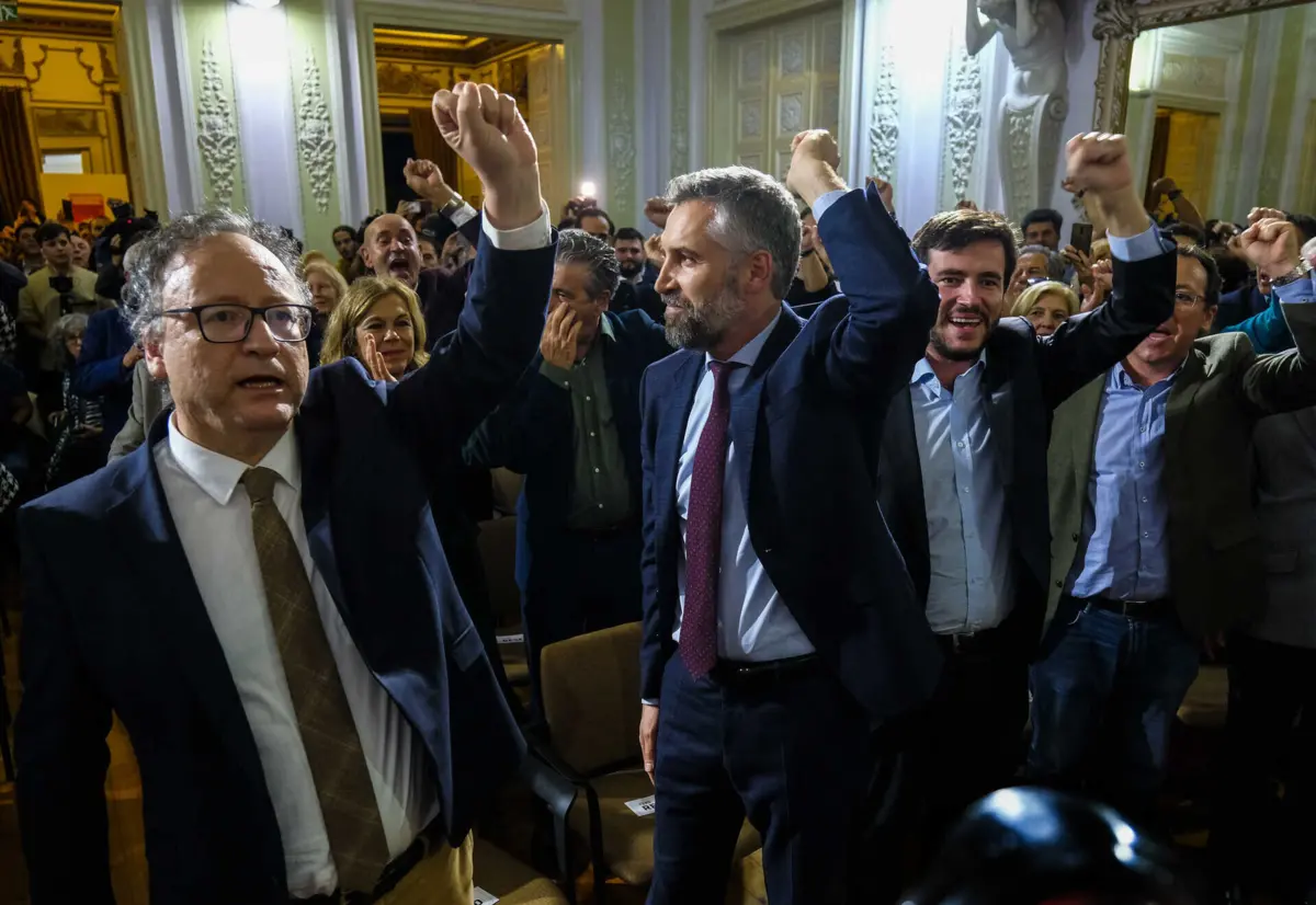 A sede do PS encheu com apoiantes de Pedro Nuno Santos