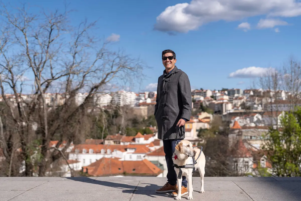 Pedro Oliveira foi o primeiro cego a doutorar-se em Direito na Universidade de Coimbra