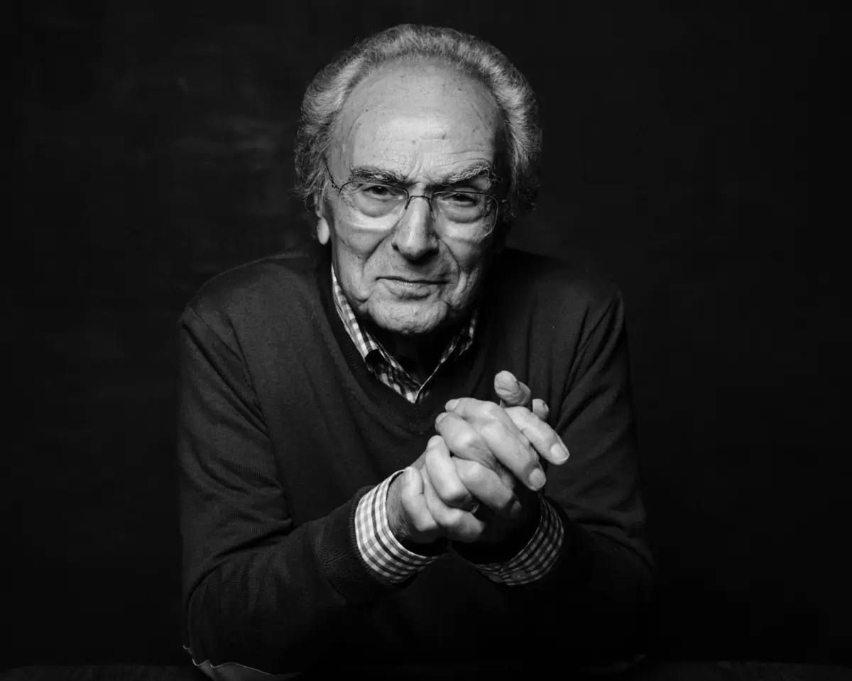 Imagem de contexto do artigo Morreu o cantor Paulo Alexandre, cantor do êxito "Verde Vinho"