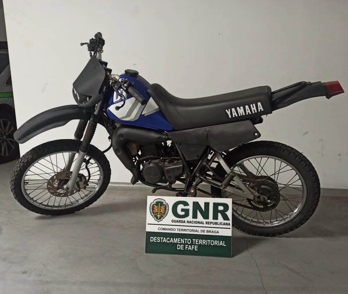 Moto foi pintada de outra cor depois de ser furtada